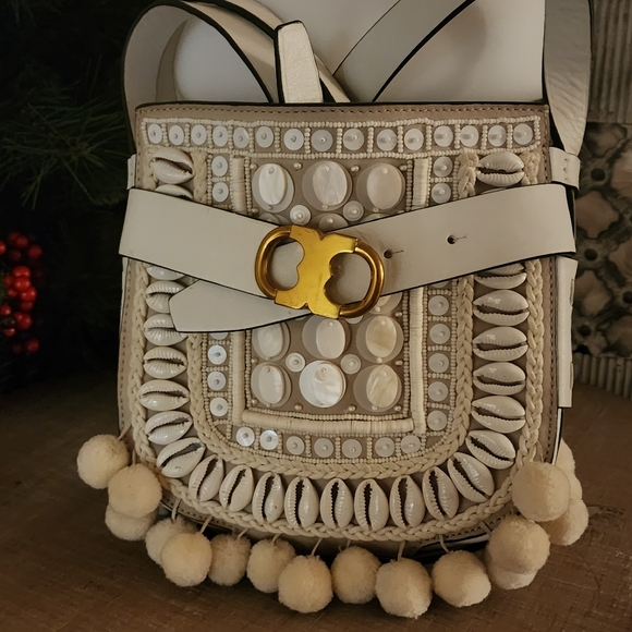 Tory Burch Handbags - RARE Tory Burch Crossbody Shells
